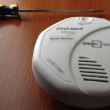 How Do You Change The Battery In A First Alert Smoke Alarm 9120b